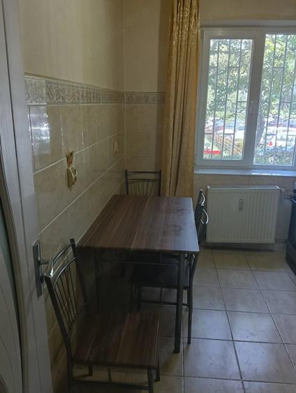 Apartament cu 2 camere semidecomandat în Sud