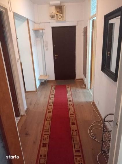 Apartament cu 2 camere decomandat în Calea Victoriei