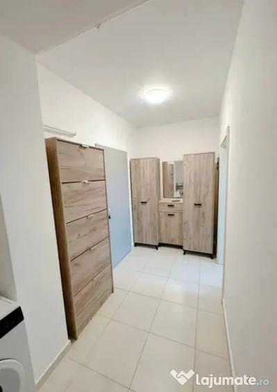Garsonieră decomandată în Avantgarden