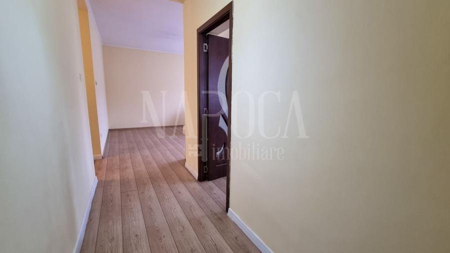 Casă individuală cu 4 camere cu Canalizare în Nojorid