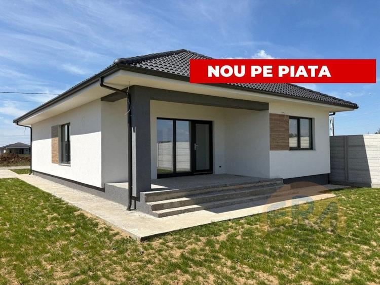 Casă individuală cu 4 camere cu Canalizare în Calea Aradului