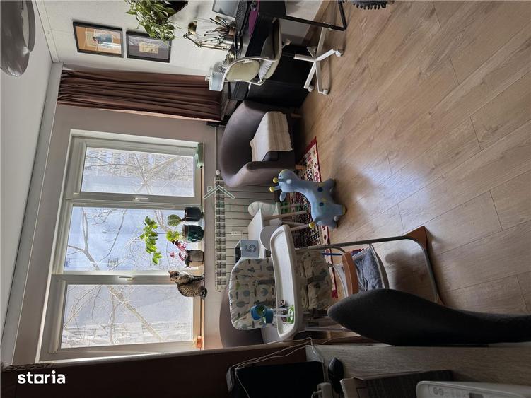 Apartament cu 3 camere decomandat în Drumul Taberei — fotografia 1