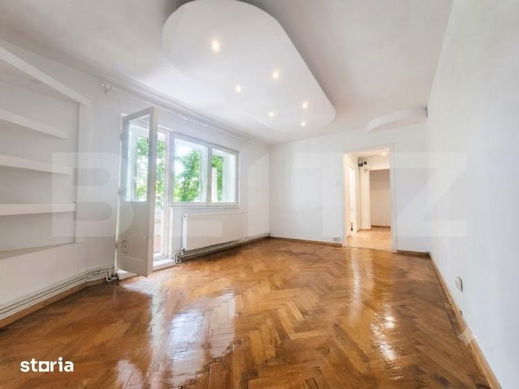 Apartament cu 3 camere semidecomandat în Bucovina