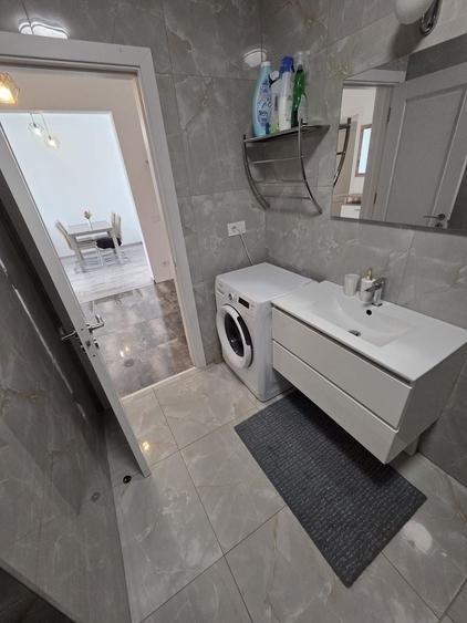 Apartament cu 2 camere decomandat în Decebal