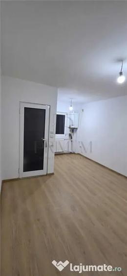 Garsonieră decomandată în Aradului
