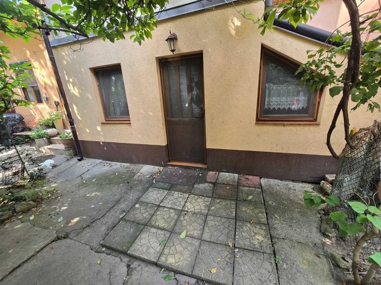 Garsonieră decomandată în Exterior Vest