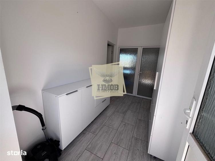 Apartament cu 3 camere decomandat în Șura Mare