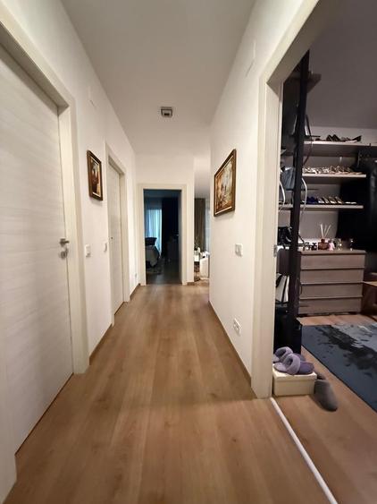 Apartament cu 3 camere semidecomandat în P-ța Unirii