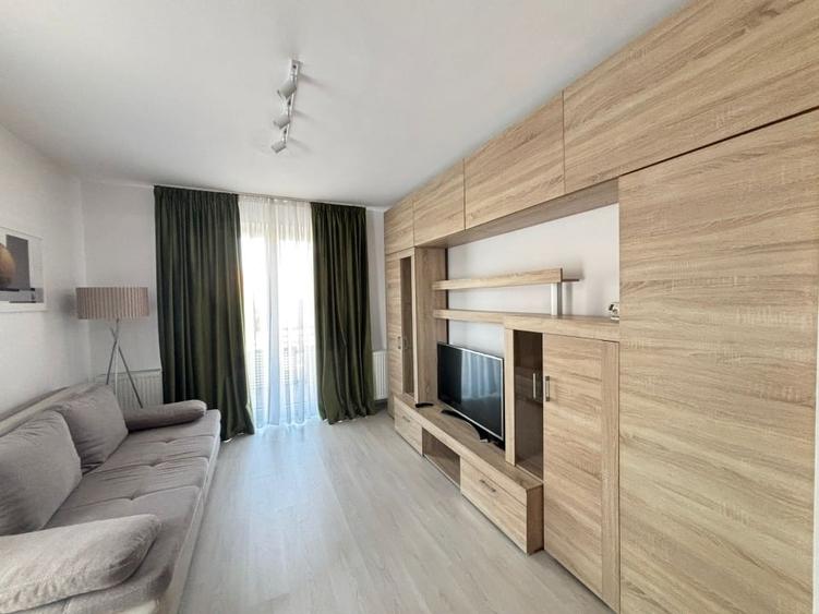Apartament cu 2 camere decomandat în Avantgarden