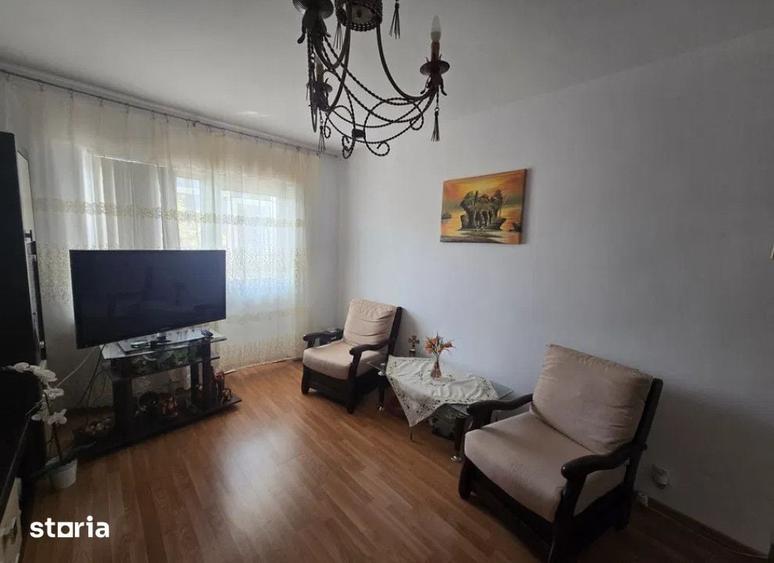 Apartament 3 camere Targu Cucu , 65 metri, etaj 4 Cod:161010 - 5