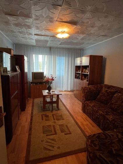 Apartament cu 2 camere decomandat, mobilat în Micro 4