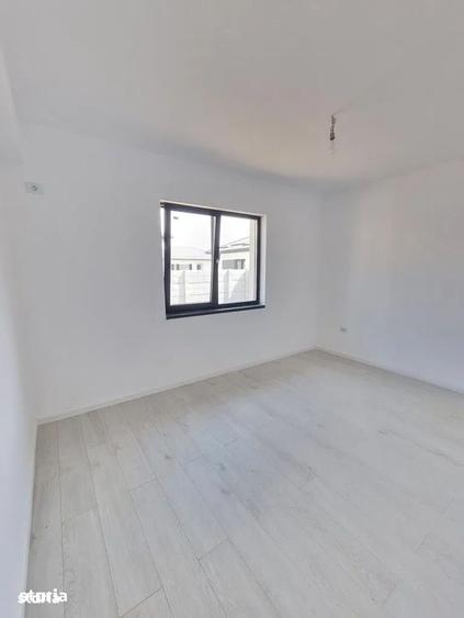 Casă cu 3 camere cu Teren 300 Mp în Lunca Cetățuii