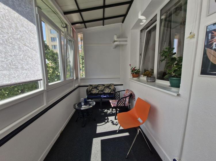 Apartament cu 3 camere în Drumul Taberei