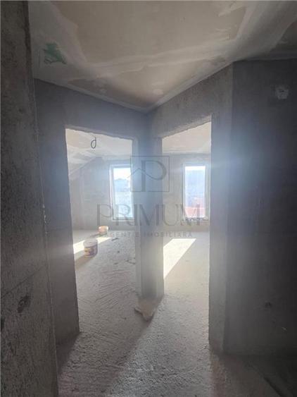 Duplex cu 3 camere cu Canalizare în Moșnița Nouă