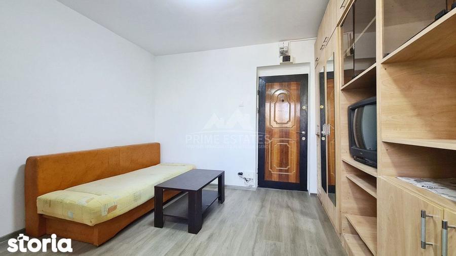 Garsonieră, mobilată în Decebal