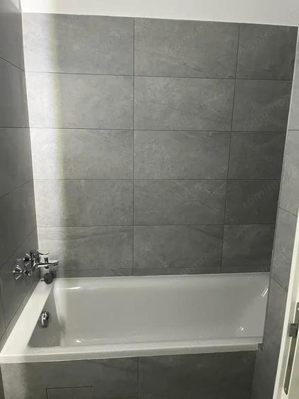 Apartament cu 2 camere semidecomandat în Torontalului