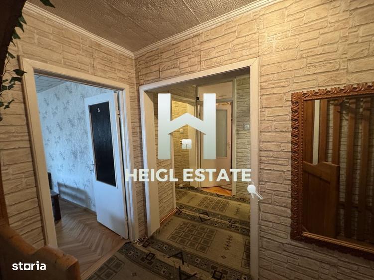 Apartament cu 3 camere decomandat în Complex Studențesc