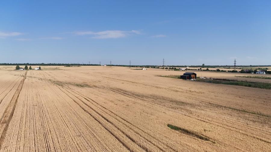 Teren Construcții intravilan de 400 mp, în Vest