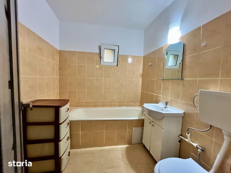 Apartament de inchiriat, 2 camere, decomandat, Alexandru cel Bun - 12