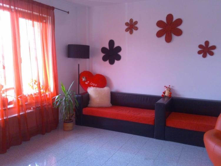 Apartament cu 2 camere decomandat în Vitan
