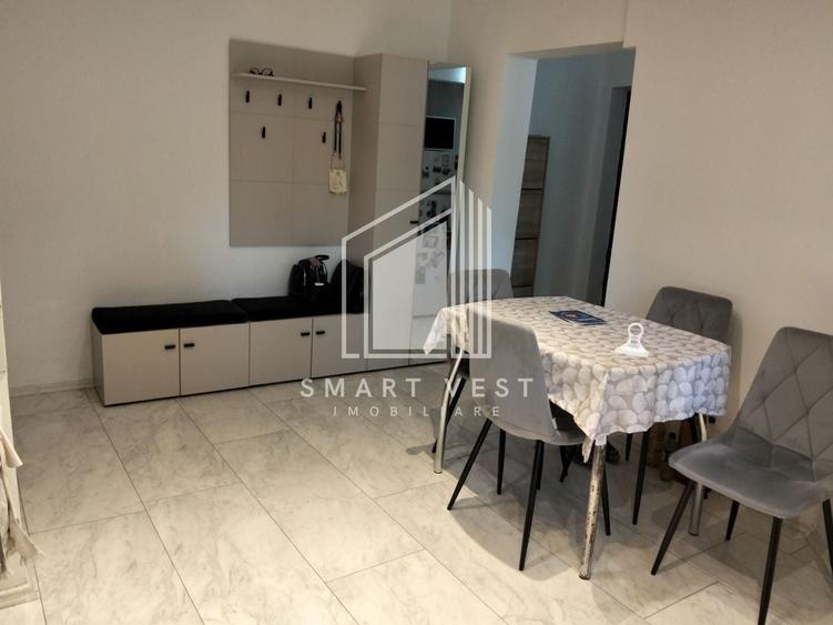 Apartament cu 3 camere semidecomandat, mobilat în Careiului