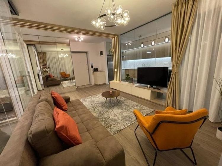 Apartament cu 2 camere decomandat, mobilat în Pipera