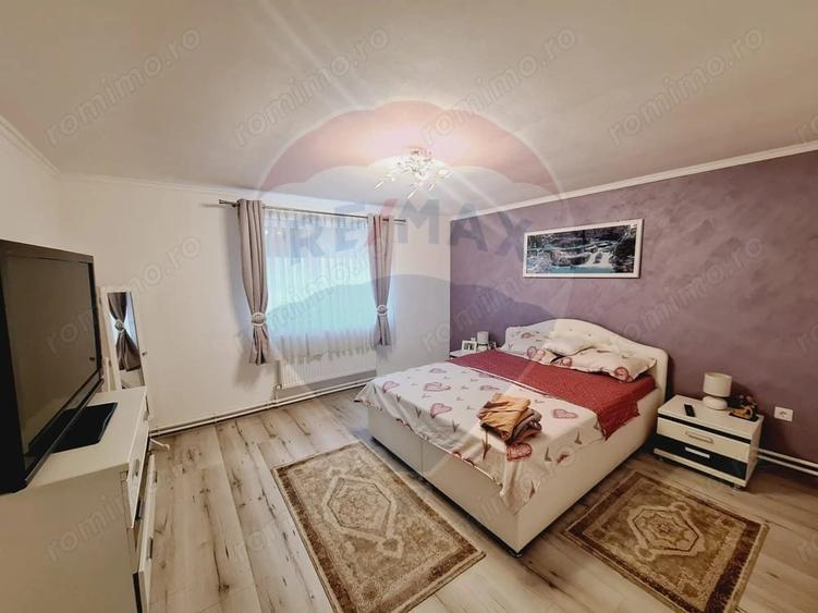 Casă cu 3 camere cu Teren 1262 Mp în Hidiș