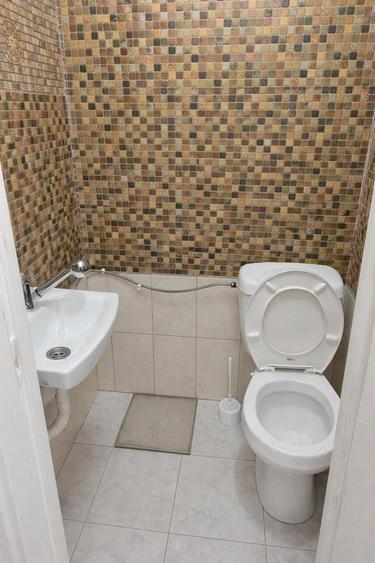 Garsonieră decomandată în Take Ionescu