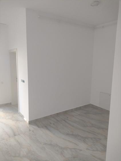Garsonieră decomandată în Exterior Vest