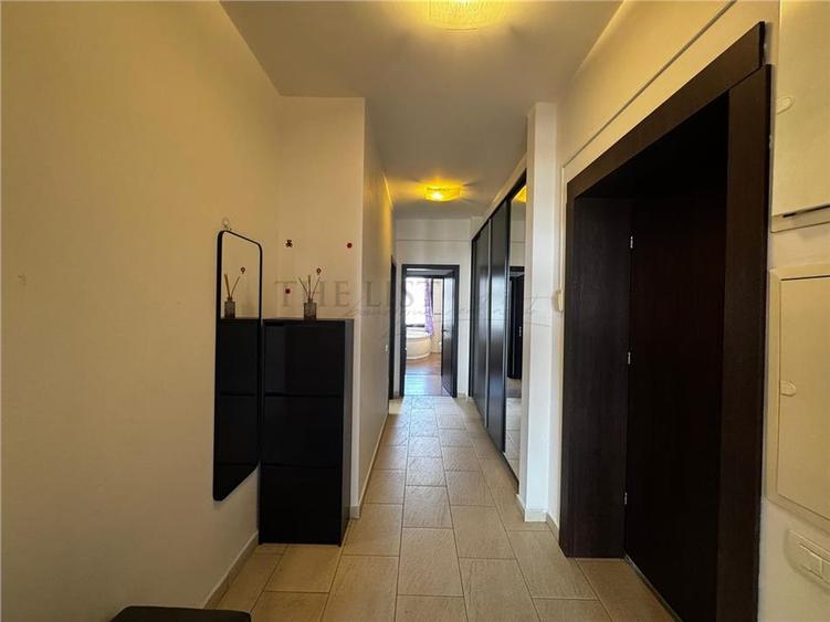 Apartament cu 3 camere decomandat, mobilat în Pipera