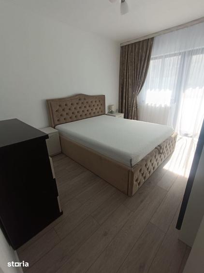 Apartament cu 3 camere decomandat în Petros