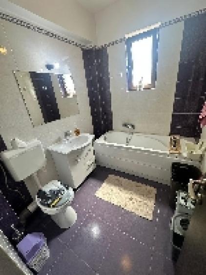 Apartament cu 2 camere semidecomandat în Fundeni