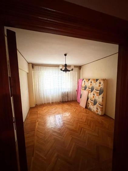 3 camere, decomandat, 83 mp, etaj intermediar in bloc cu lift, Tineretului - 2