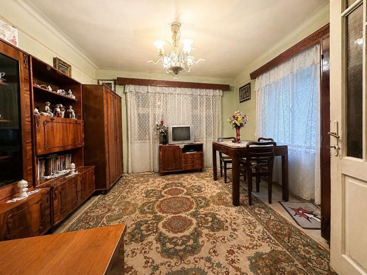 Casă cu 4 camere în Drașov