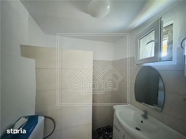 Casă cu 4 camere cu Teren 626 Mp în Central