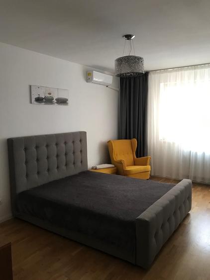Garsonieră decomandată în Baba Novac