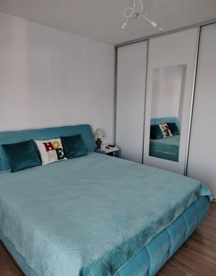 Apartament cu 2 camere semidecomandat, mobilat în Dâmbul Rotund