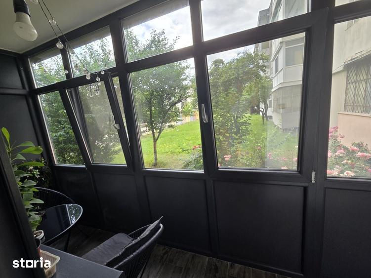 Apartament cu 3 camere în Prundu
