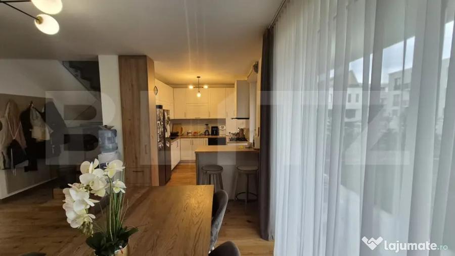 Casă cu 4 camere cu Teren 202 Mp în Central