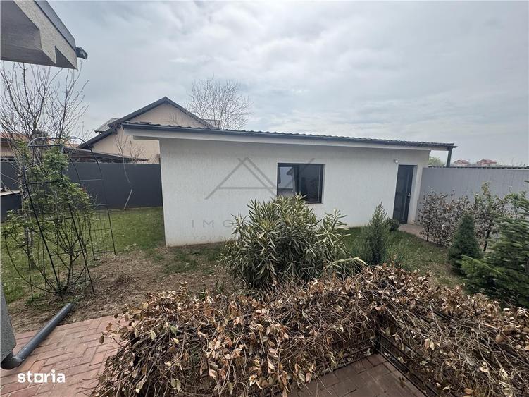 Casă cu 5 camere cu Teren 400 Mp în Central