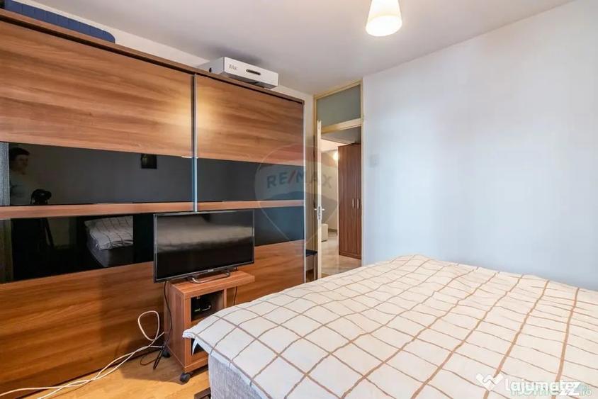 Apartament cu 3 camere decomandat în Nerva Traian