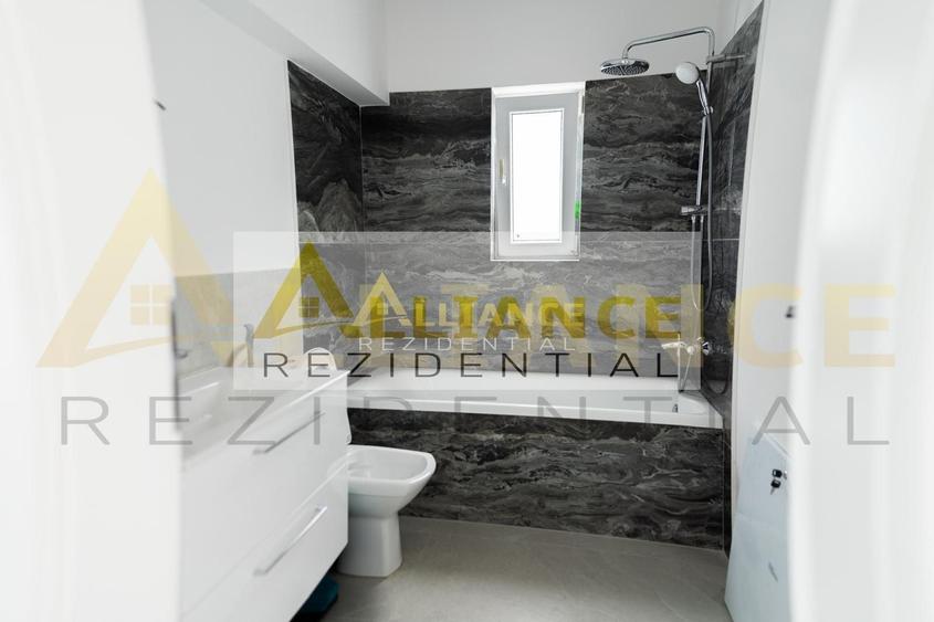 Casă individuală cu 5 camere cu Canalizare în Central