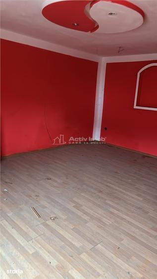 Casă cu 3 camere cu Teren 275 Mp în Central