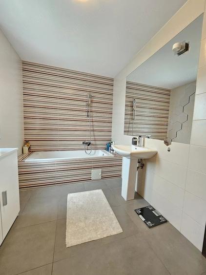 Casă cu Teren 172 Mp în Valea Mare