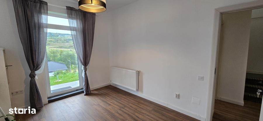 Casă cu 4 camere cu Teren 1000 Mp în Baciu