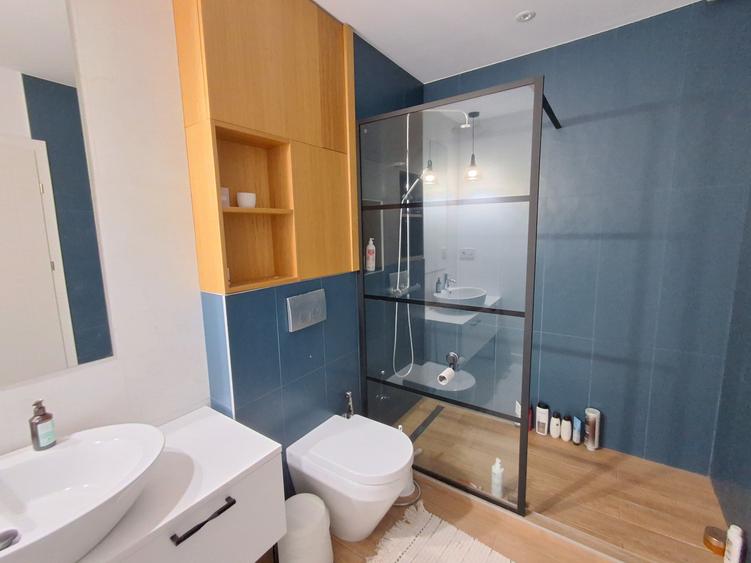 Duplex cu 4 camere cu Canalizare în Iris