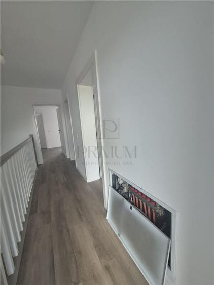Casă cu 4 camere cu Teren 300 Mp în Moșnița Nouă