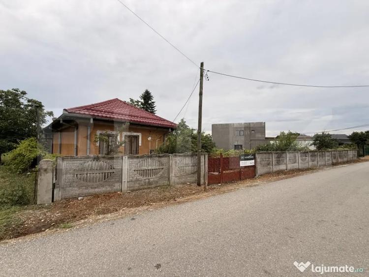 Teren IV 1.308 mp, cu casa veche ?i grajd, dubla deschide - 2