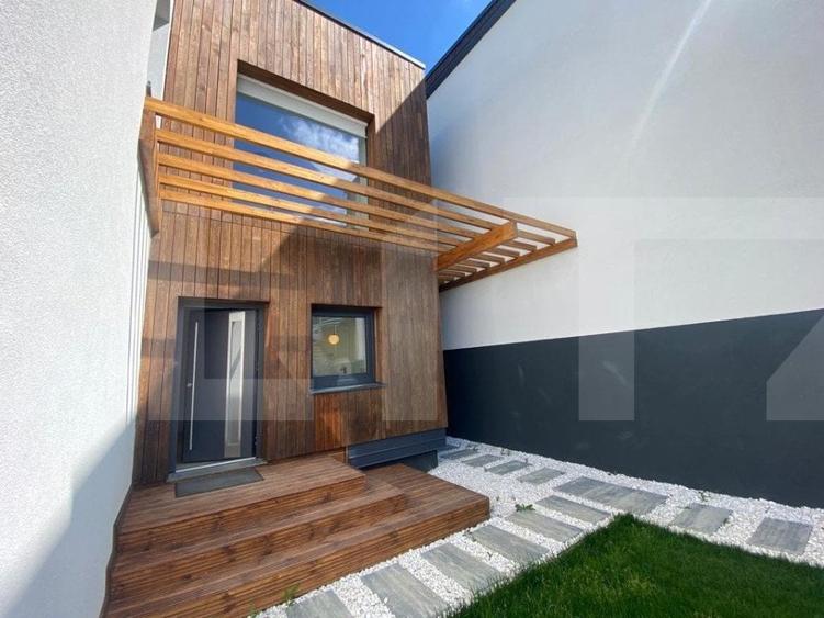 Casă individuală cu 5 camere cu Teren 298 Mp în Borhanci
