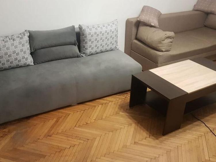 Garsoniera de Inchiriat in Zona Sala Palatului cu centrala de Imobil - 2